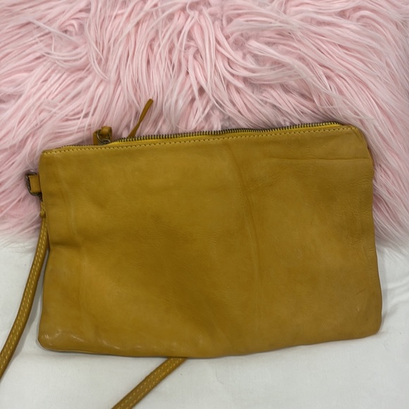 Vintage Genuine Leather Made in Italy bag - Picture 5 of 6